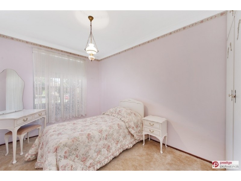 20 Maddecks Avenue, Moorebank NSW 2170