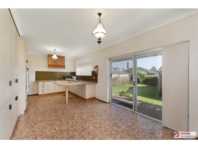 20 Maddecks Avenue, Moorebank NSW 2170