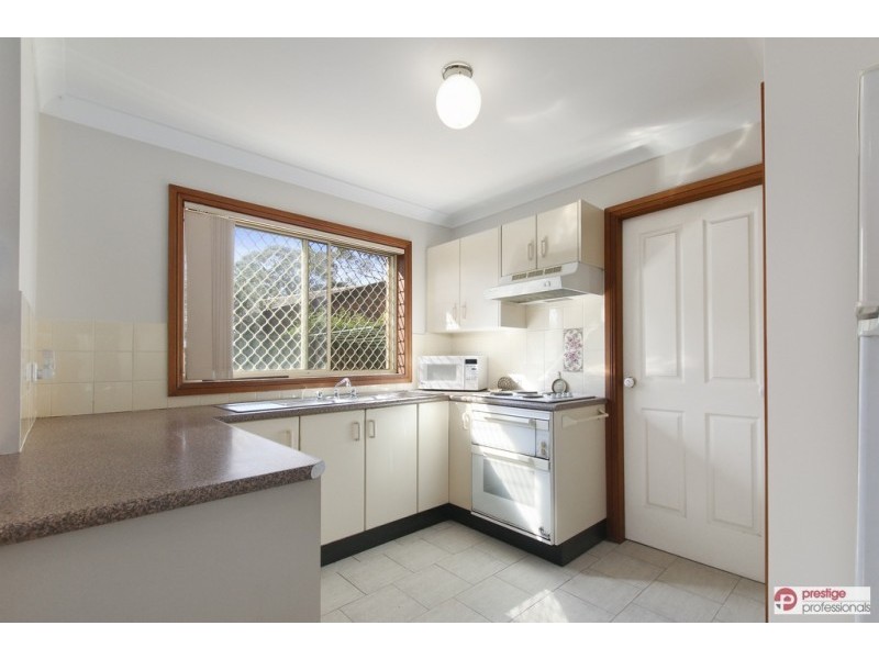 4/3 Carinya Place, Moorebank NSW 2170