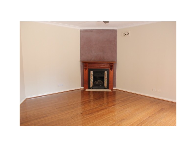 20 Beltana Court, Wattle Grove NSW 2173