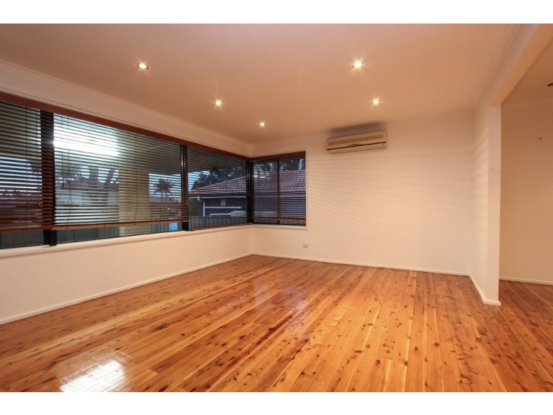 2 Carcoola Ave., Chipping Norton NSW 2170
