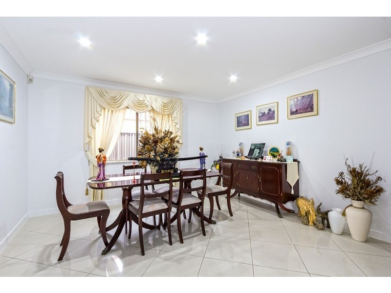 3 Ancura Court, Wattle Grove NSW 2173