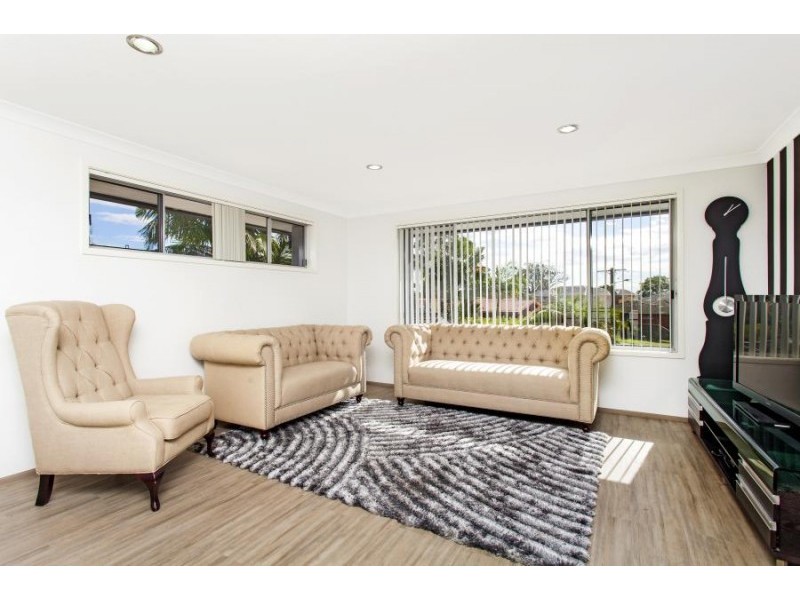 8 Evans Avenue, Moorebank NSW 2170