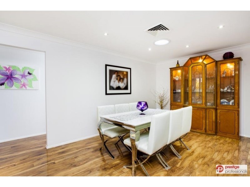 9 Chelsea Garden Court, Wattle Grove NSW 2173