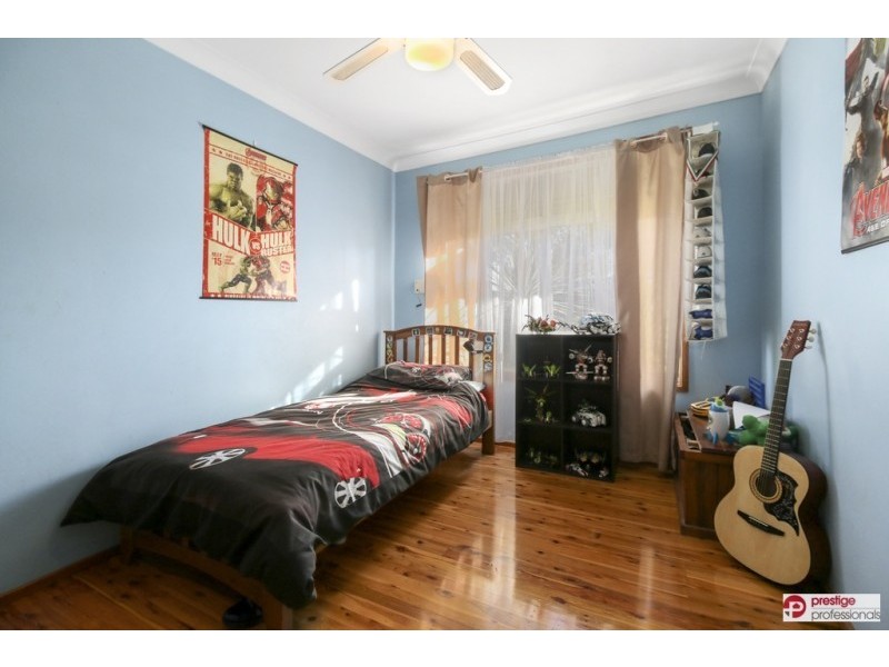 20 Josephine Crescent, Moorebank NSW 2170