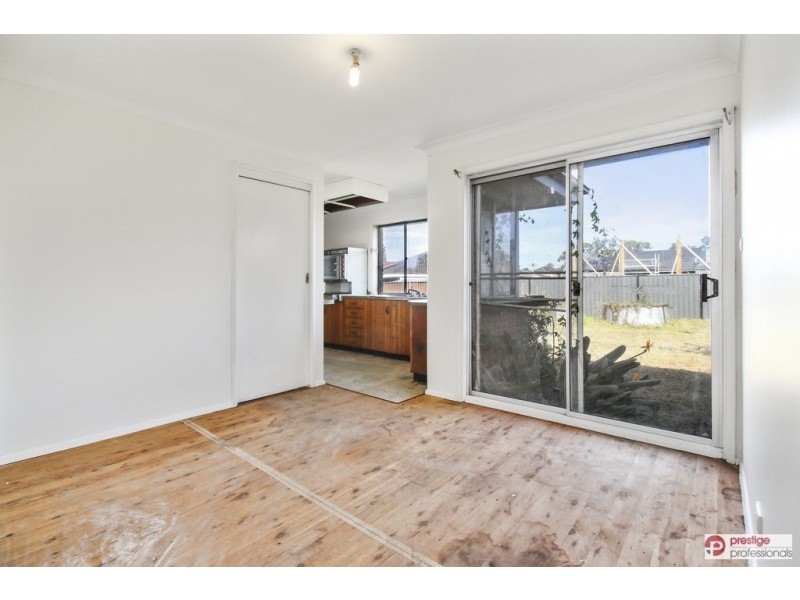 37 Longstaff Avenue, Chipping Norton NSW 2170