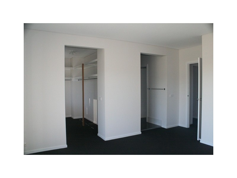 17 Hoy Street, Moorebank NSW 2170