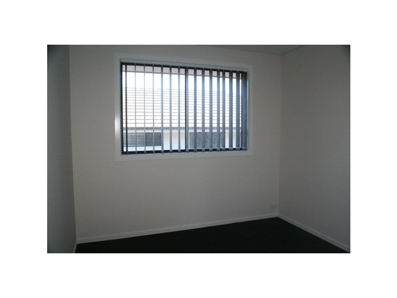 17 Hoy Street, Moorebank NSW 2170