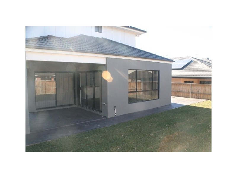 17 Hoy Street, Moorebank NSW 2170