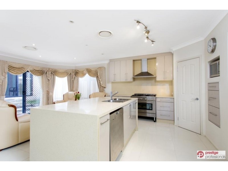 63 Brallos Avenue, Holsworthy NSW 2173