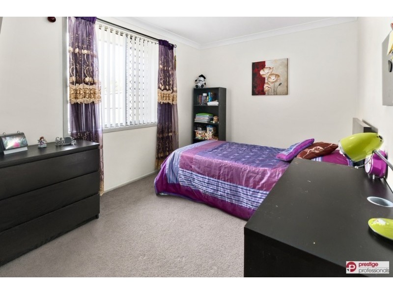 6 Bodalla Court, Wattle Grove NSW 2173