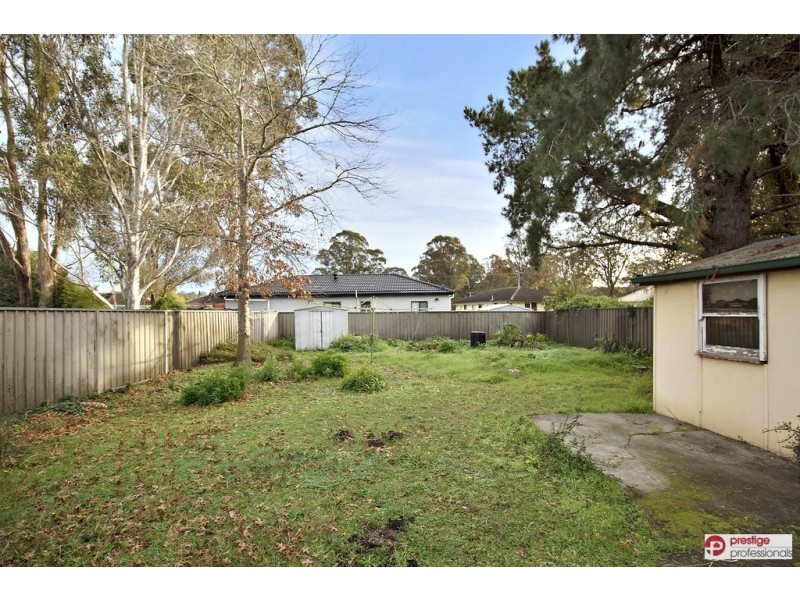 27 Gabo Crescent, Sadleir NSW 2168