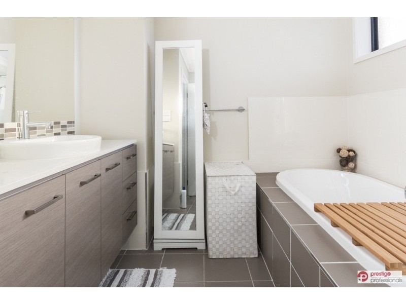 14 Conlon Avenue, Moorebank NSW 2170