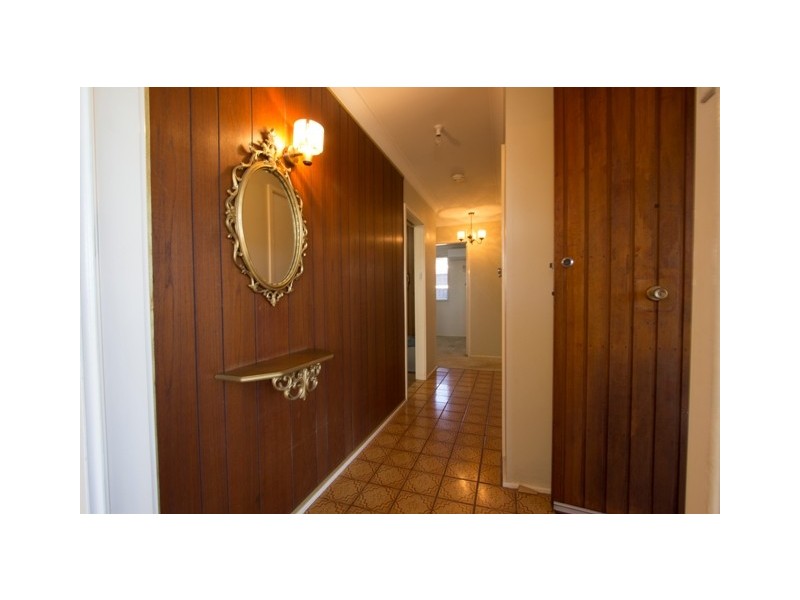 42 Dredge Avenue, Moorebank NSW 2170