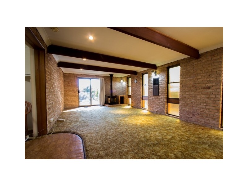 42 Dredge Avenue, Moorebank NSW 2170