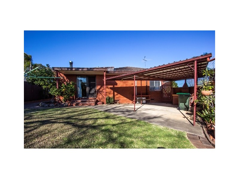 42 Dredge Avenue, Moorebank NSW 2170