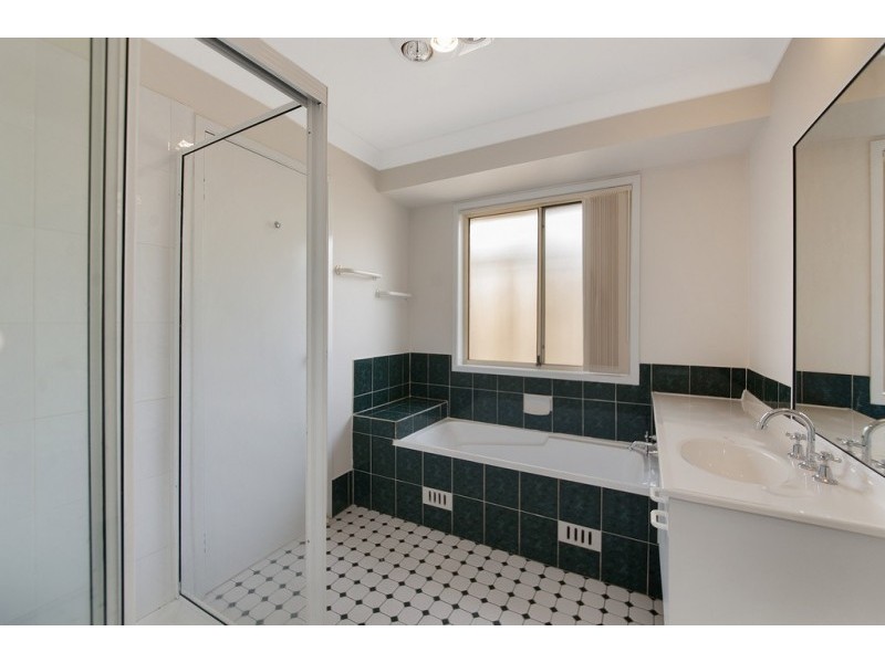 26 Bodalla Court, Wattle Grove NSW 2173