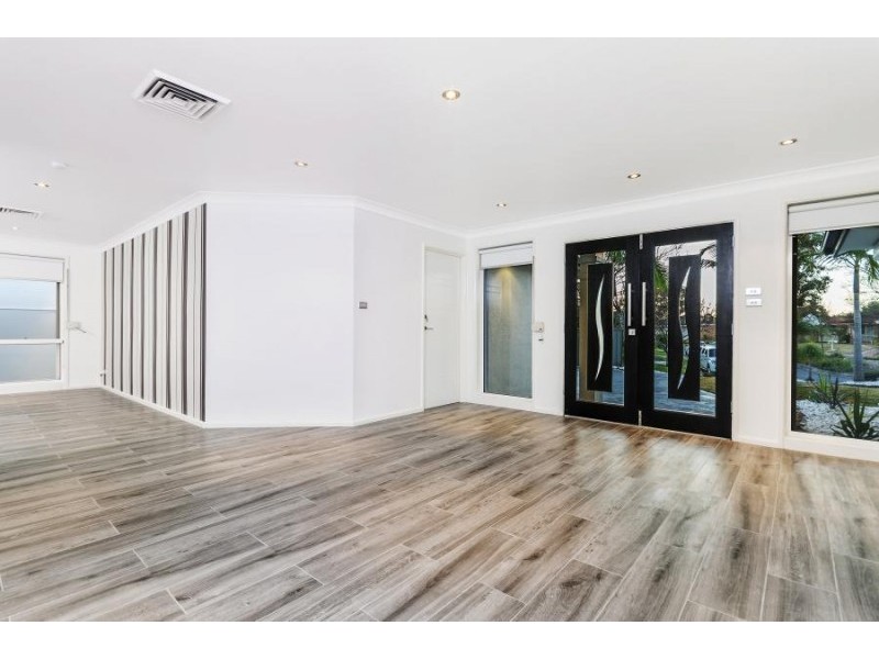 19 Baileyana Court, Wattle Grove NSW 2173