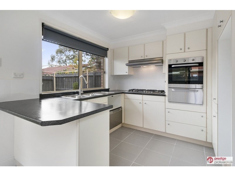 12 Merryville Court, Wattle Grove NSW 2173