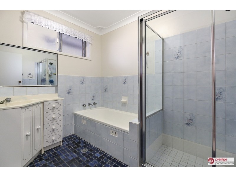 32 Wilkes Avenue, Moorebank NSW 2170