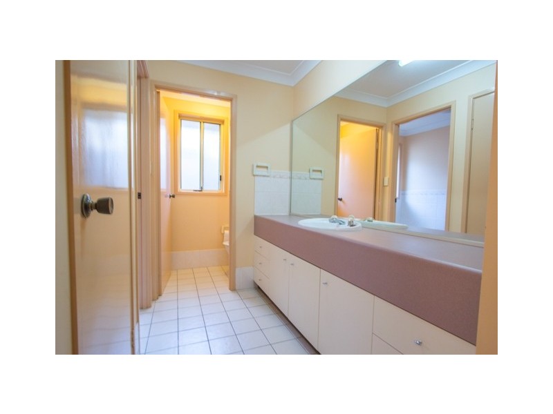 3 Tusculum Court, Wattle Grove NSW 2173
