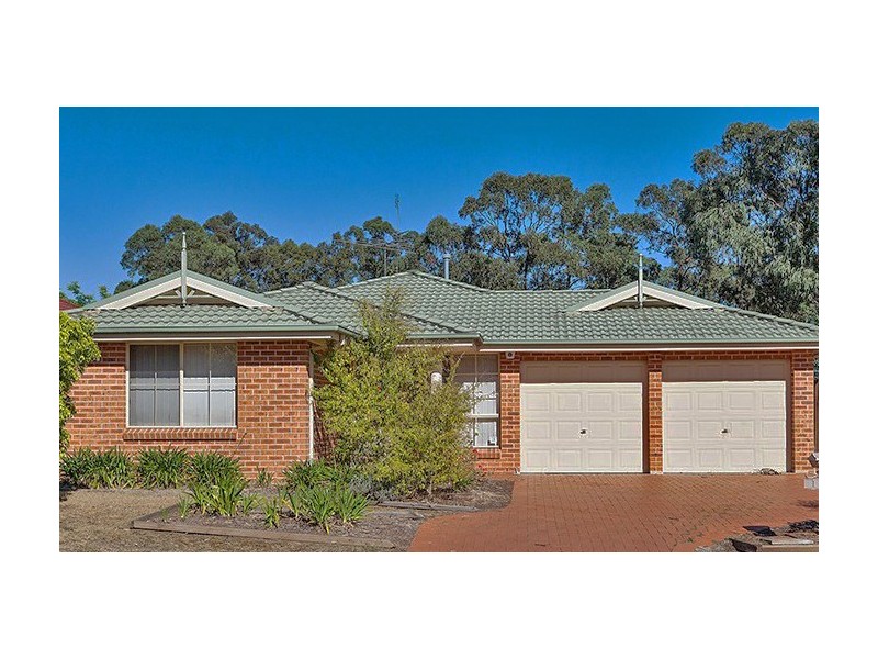 1 Quamby Court, Wattle Grove NSW 2173