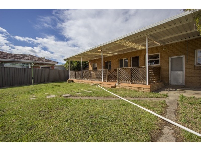 1 Haerse Avenue, Chipping Norton NSW 2170
