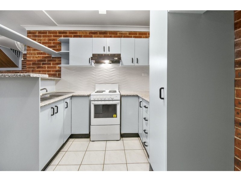 4/142 Heathcote Road, Hammondville NSW 2170