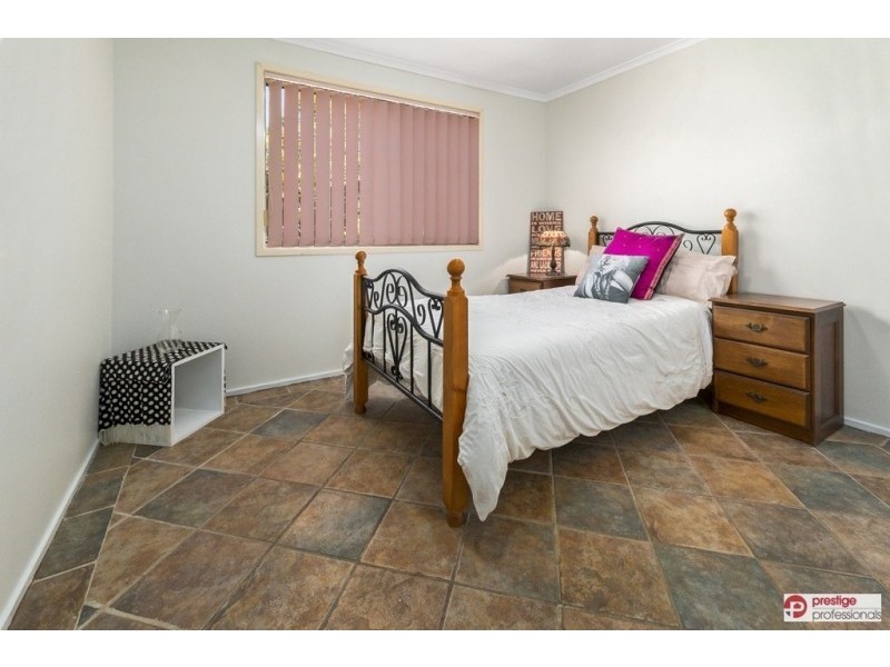 50 Woburn Abbey Court, Wattle Grove NSW 2173