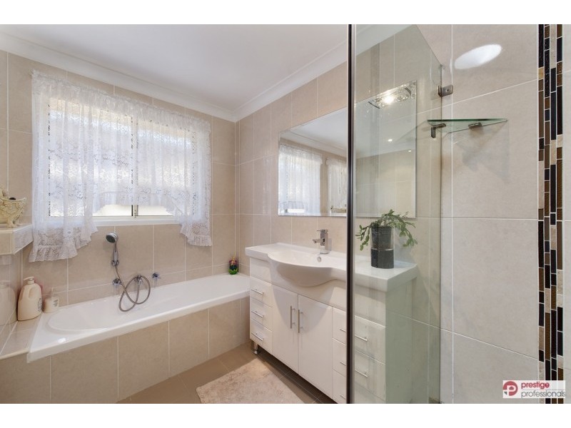 19 Claremont Court, Wattle Grove NSW 2173