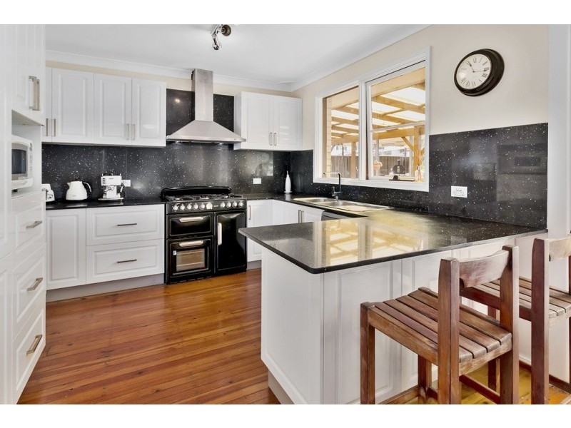 4 Morley Avenue, Hammondville NSW 2170