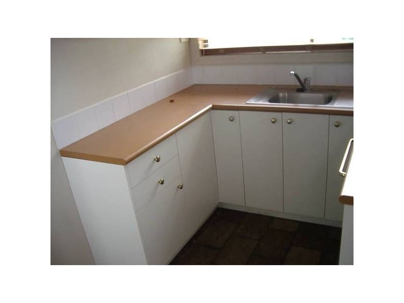 Railway Parade, Dandenong VIC 3175