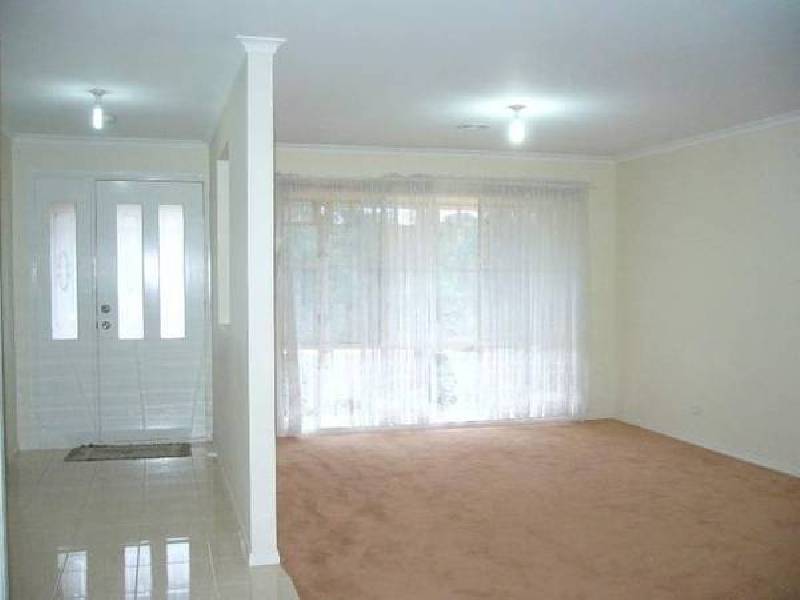 29 Astley Wynd, Lynbrook VIC 3975