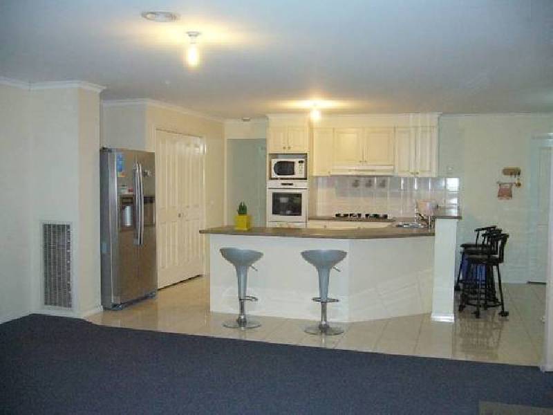 29 Astley Wynd, Lynbrook VIC 3975