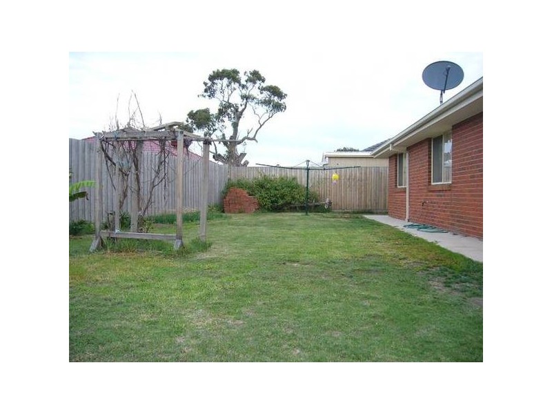 29 Astley Wynd, Lynbrook VIC 3975
