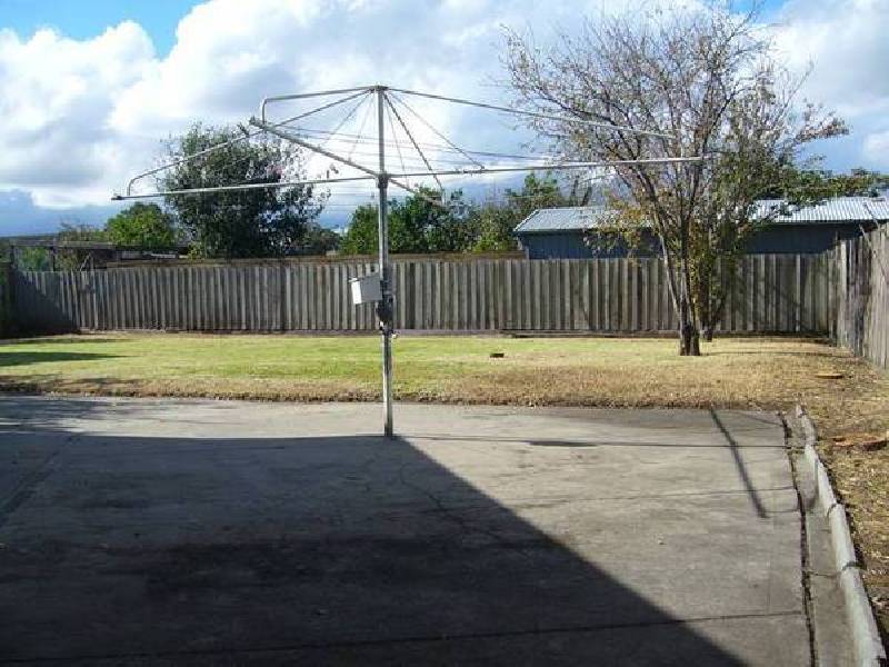 Albert Avenue, Springvale VIC 3171