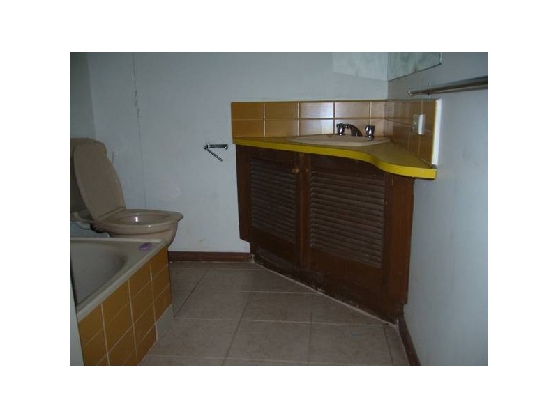 Heatherton Road, Clayton South VIC 3169