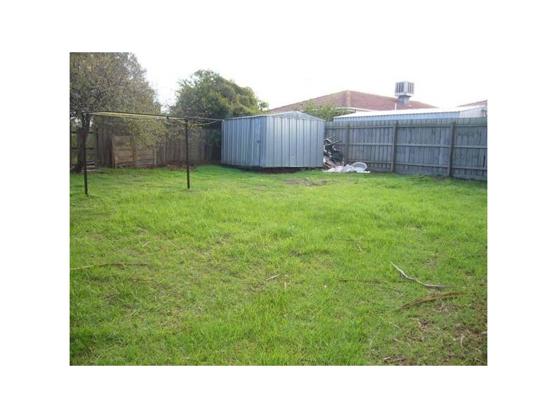 Heatherton Road, Clayton South VIC 3169