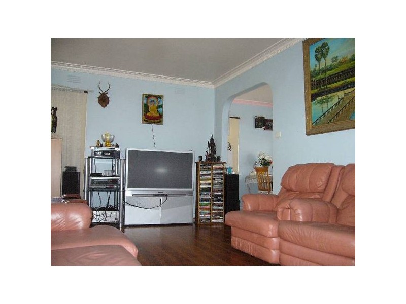 8 Alma Court, Springvale VIC 3171