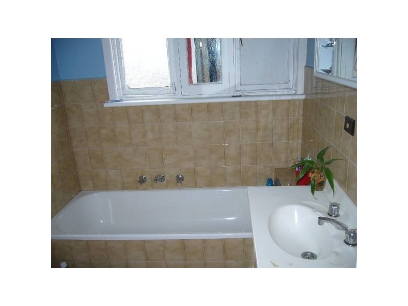 8 Alma Court, Springvale VIC 3171