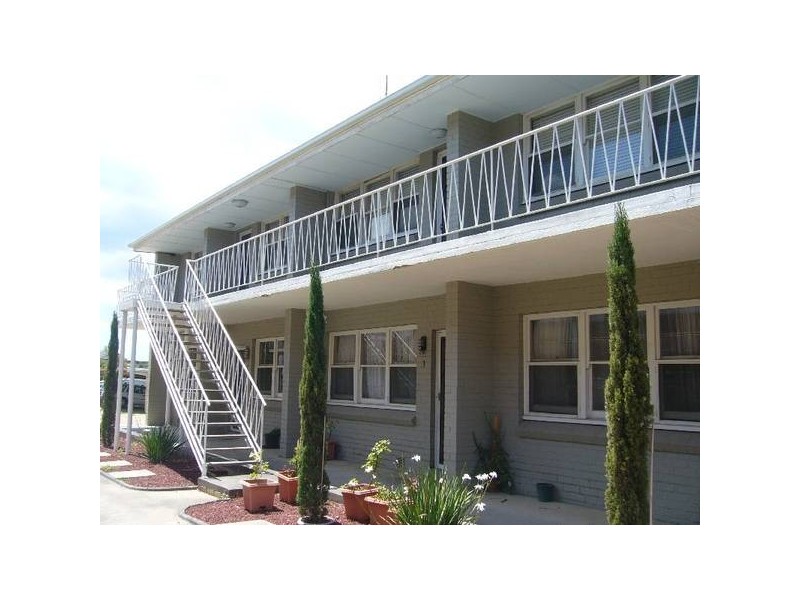 8/42 Princes Hwy, Dandenong VIC 3175