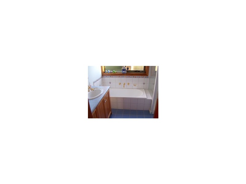 2 Headland Waters, Mount Martha VIC 3934