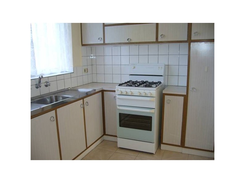 8/17 Royal Ave, Springvale VIC 3171