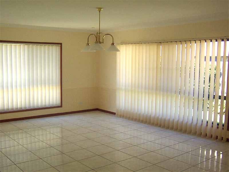 73 Balmoral Street, Kuraby QLD 4112