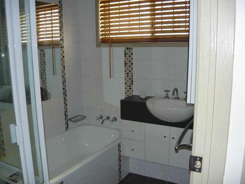 58 Rholanda Crescent, Springwood QLD 4127