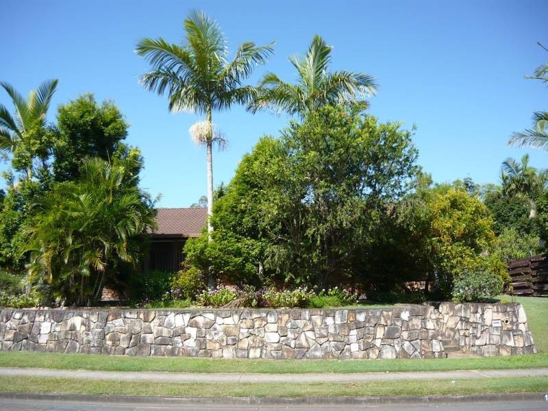 19 Donna Avenue, Rochedale South QLD 4123