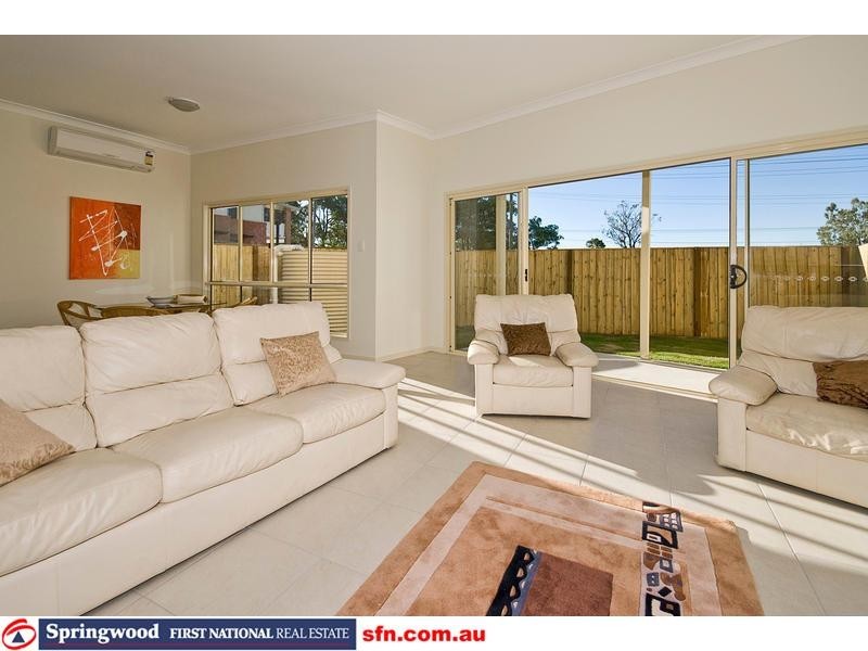 Mount Warren Park QLD 4207