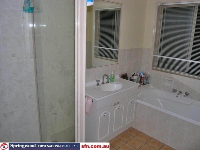 Meadowbrook QLD 4131