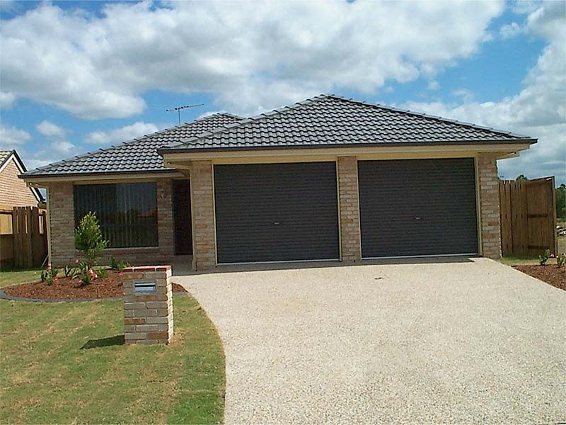 13 Lakes Entrance, Meadowbrook QLD 4131