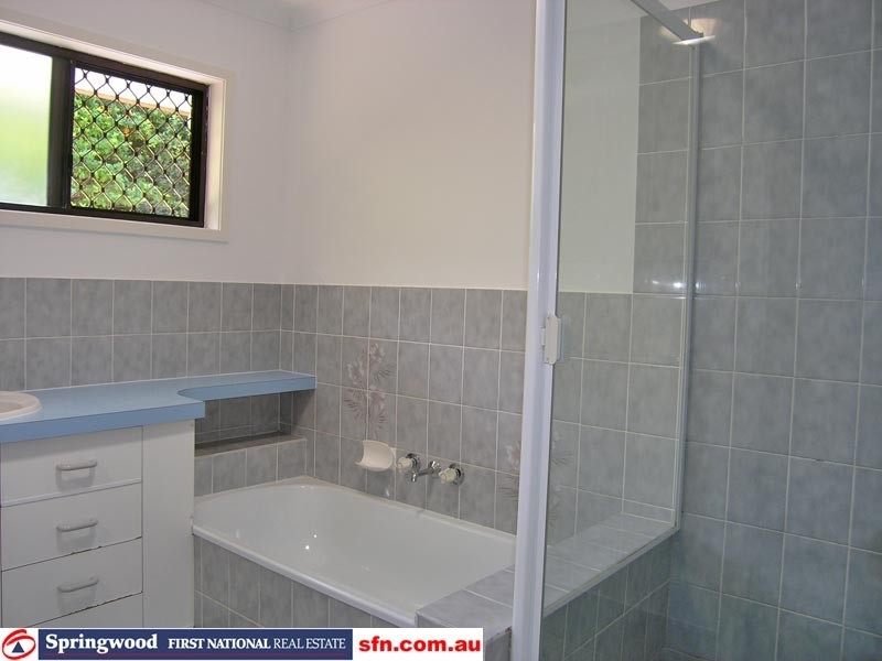 3 Que Close, Cornubia QLD 4130